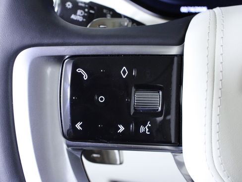 Used 2024 Land Rover Range Rover SE image 23