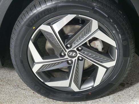 Used 2022 Hyundai Tucson Limited AWD/4WD image 15