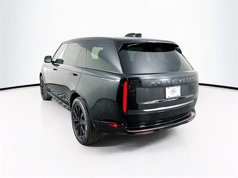 New 2026 Land Rover Range Rover Long Wheelbase SE image 7