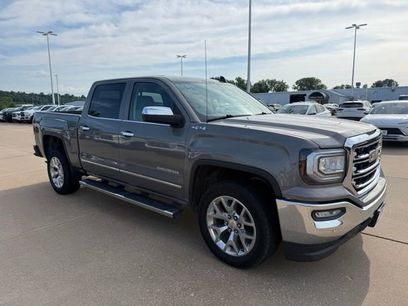 Used 2017 GMC Sierra 1500 SLT w/ SLT Premium Package