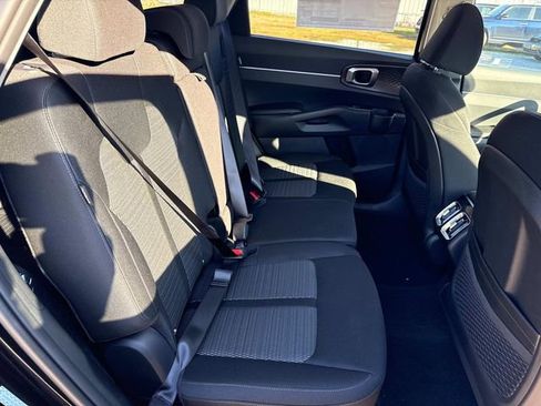 New 2026 Kia Sorento LX image 12