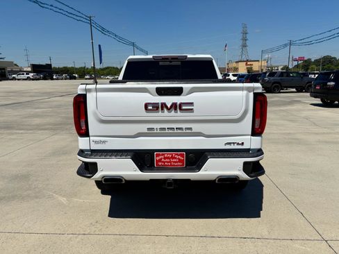 Used 2019 GMC Sierra 1500 AT4 w/ AT4 Premium Package AWD/4WD image 6