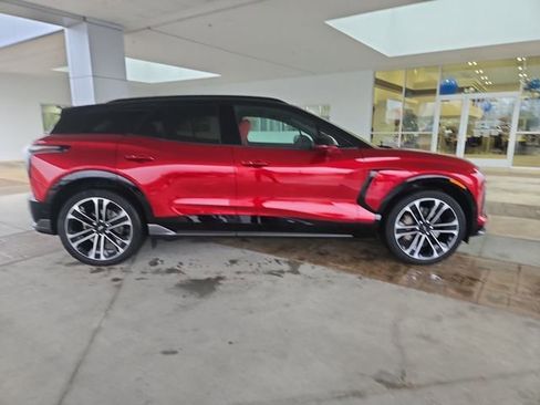 New 2026 Chevrolet Blazer EV SS w/ Performance Package AWD/4WD image 6