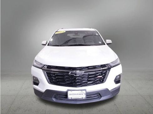 Used 2023 Chevrolet Traverse RS image 11