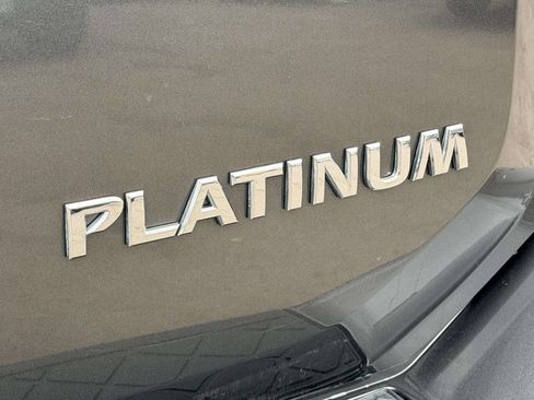 Used 2012 Nissan Armada Platinum AWD/4WD image 6