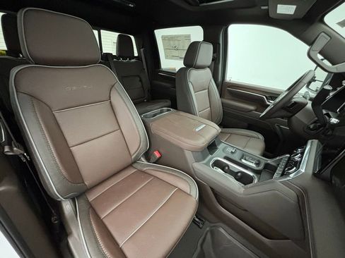New 2026 GMC Sierra 2500 Denali w/ Denali Reserve Package image 42