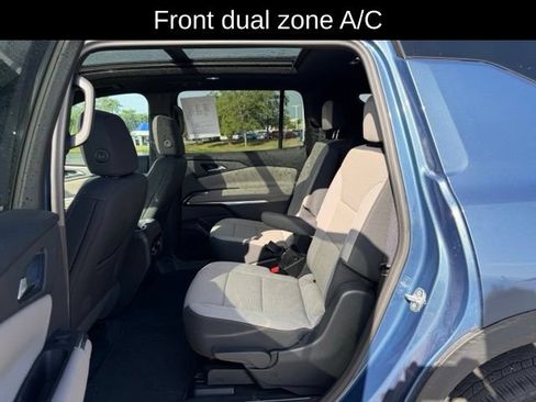 Certified 2025 Chevrolet Traverse LT w/ Sun and Wheel Package AWD/4WD image 9