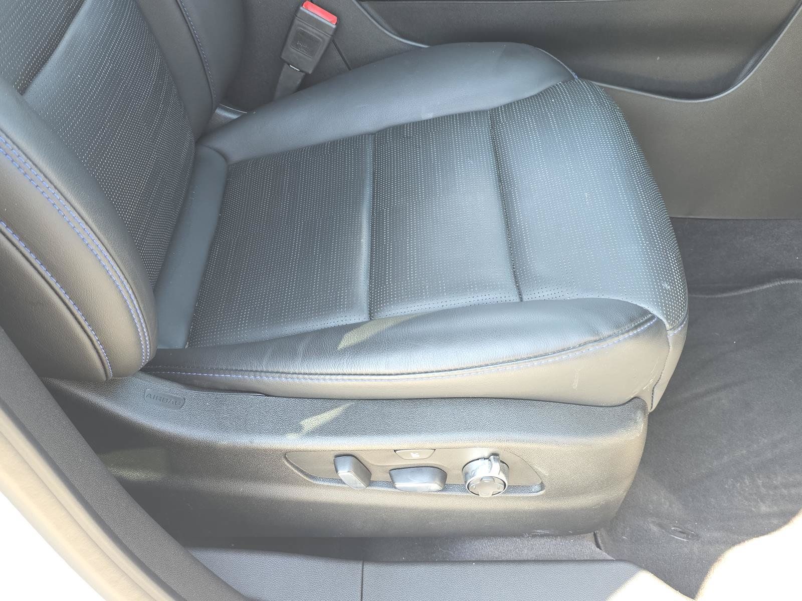 Used 2024 Cadillac XT4 Sport FWD image 23