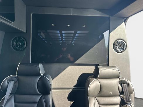 Used 2025 Mercedes-Benz Sprinter 3500 image 22