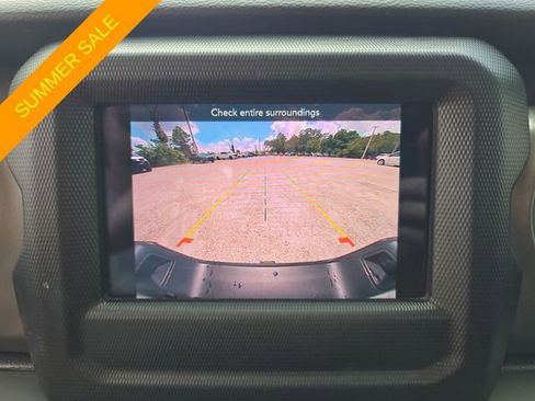 Used 2023 Jeep Gladiator Sport AWD/4WD image 17