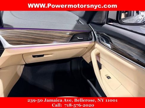 Used 2022 BMW 540i w/ M Sport Package RWD image 27