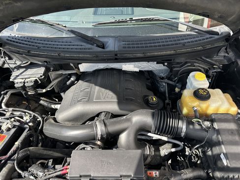 Used 2014 Ford F150 Lariat w/ Equipment Group 502A Luxury AWD/4WD image 45