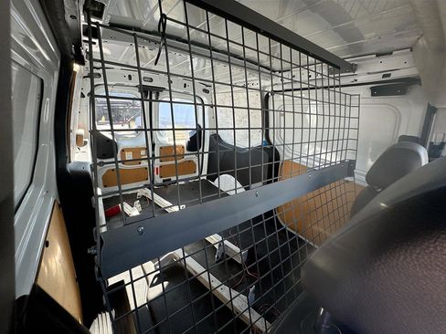 Used 2016 Ford Transit Connect XL image 23