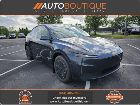 Used 2026 Tesla Model Y AWD image 1