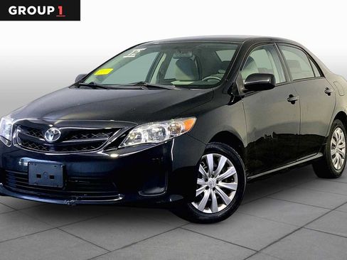 Used 2012 Toyota Corolla LE FWD image 1
