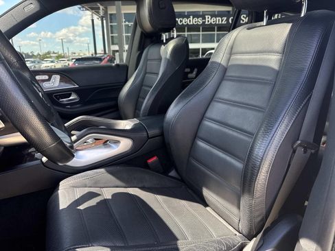 Used 2021 Mercedes-Benz GLS 580 4MATIC image 19