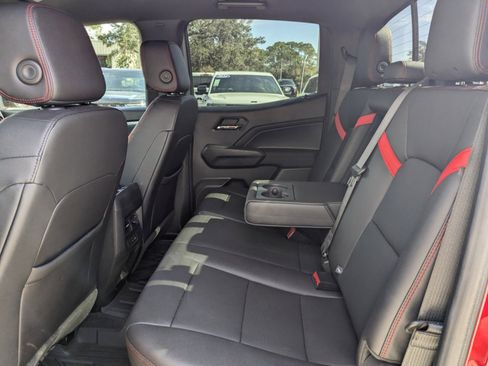 Used 2023 Chevrolet Colorado Z71 w/ Z71 Convenience Package 2 image 12