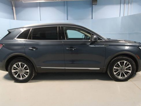 Used 2023 Lincoln Nautilus AWD w/ Premium Package image 33