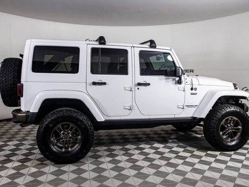 Used 2017 Jeep Wrangler Unlimited Sahara image 10