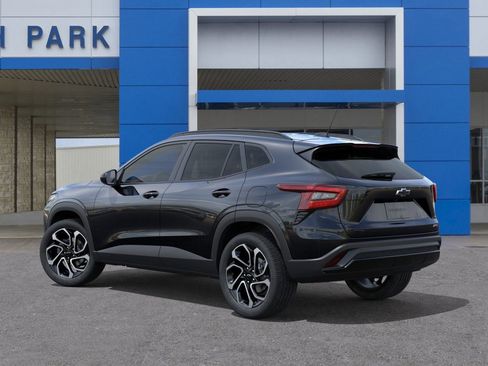 New 2026 Chevrolet Trax RS w/ Sunroof Package image 3