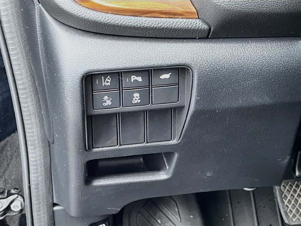 Used 2022 Honda CR-V Touring image 10