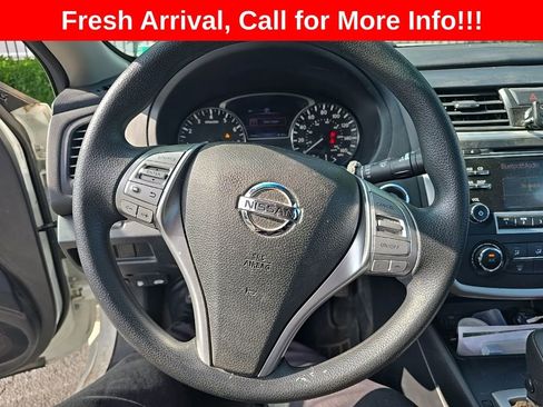 Used 2017 Nissan Altima 2.5 S FWD image 4