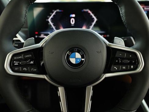 New 2026 BMW 330i Sedan w/ M Sport Package RWD image 32