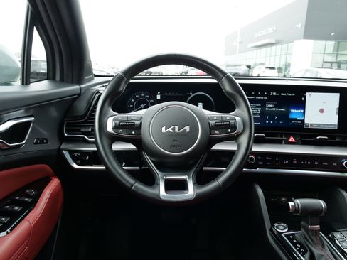 Used 2023 Kia Sportage SX image 19