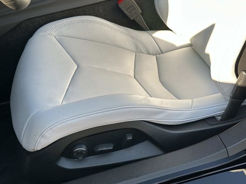 Used 2025 Chevrolet Corvette E-Ray image 18