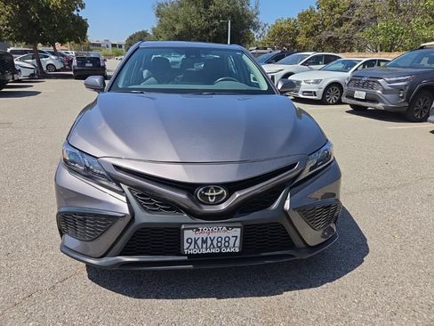 Used 2024 Toyota Camry SE FWD image 8