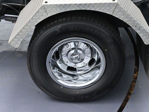 Used 2019 RAM 3500 Tradesman w/ Chrome Appearance Group image 27