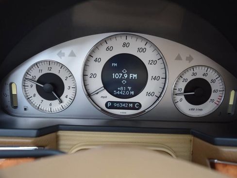 Used 2008 Mercedes-Benz E 350 4MATIC Sedan image 66