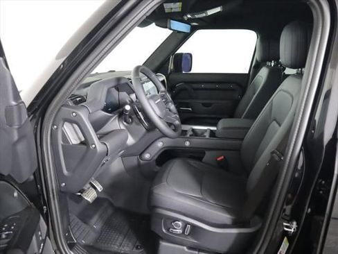 New 2025 Land Rover Defender 130 V8 image 20