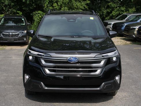 New 2026 Subaru Forester Premium AWD/4WD image 2