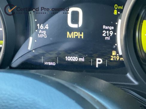 Used 2025 Jeep Wrangler Unlimited Rubicon 4xe w/ Convenience Group AWD/4WD image 26