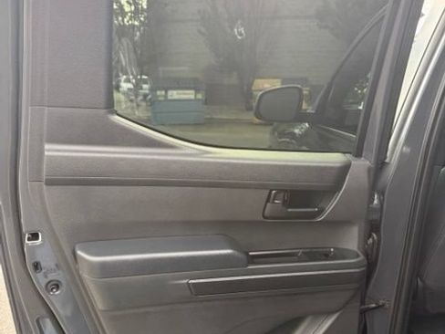 Certified 2024 Toyota Tacoma SR5 AWD/4WD image 34