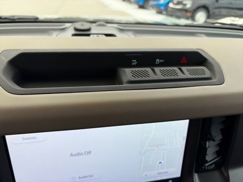 Used 2025 Ford Bronco Big Bend image 24