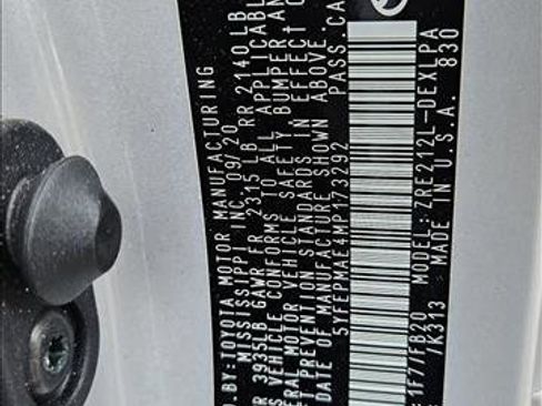 Used 2021 Toyota Corolla LE FWD image 15