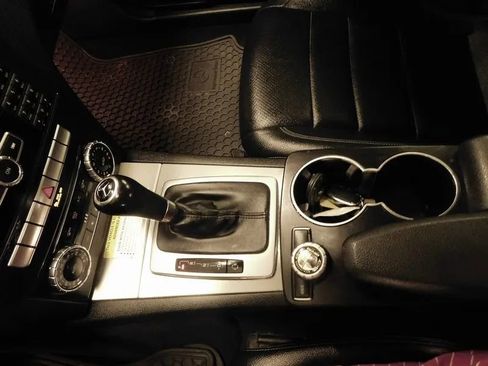 Used 2014 Mercedes-Benz C 250 Coupe image 30