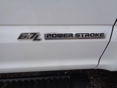 Used 2022 Ford F350 XLT w/ XLT Value Package image 27