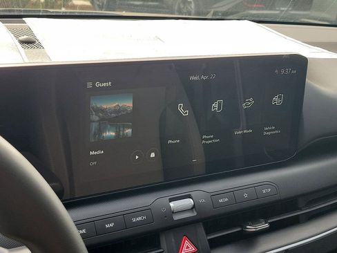 New 2026 Kia K4 FWD image 28