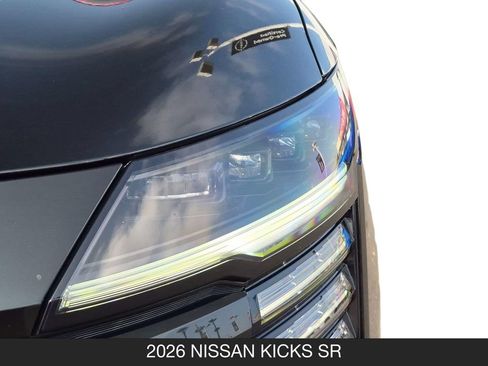 Used 2026 Nissan Kicks SR FWD image 9