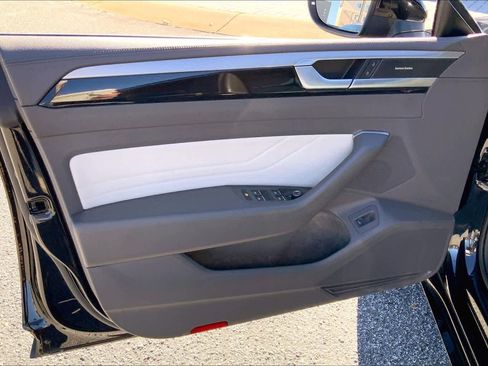 Used 2021 Volkswagen Arteon SEL Premium image 20