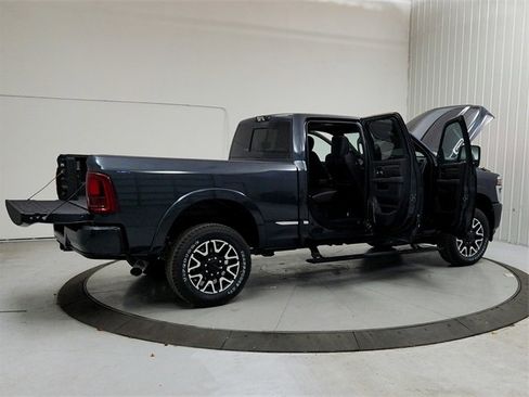 New 2025 RAM 2500 Limited image 15