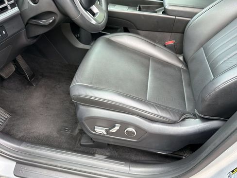 Used 2025 Hyundai Santa Fe SEL AWD/4WD image 13