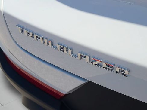 New 2026 Chevrolet TrailBlazer LS FWD image 32