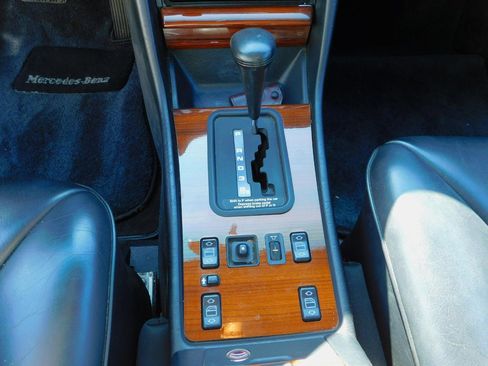 Used 1991 Mercedes-Benz 420 SEL image 19