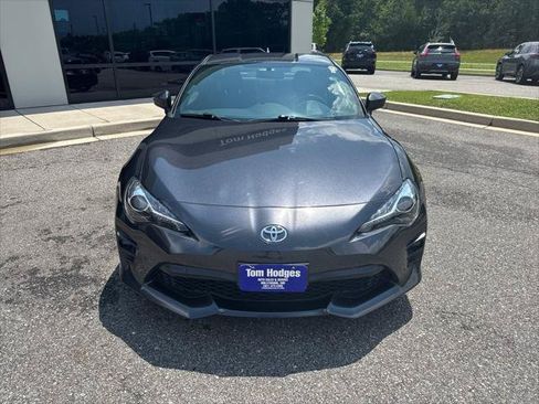 Used 2017 Toyota 86 RWD image 2