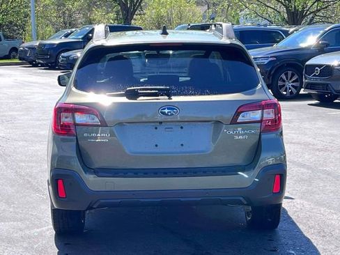 Used 2019 Subaru Outback 3.6R Limited w/ Popular Package #2 AWD/4WD image 5