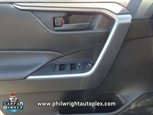 Used 2018 Toyota Highlander XLE FWD image 29